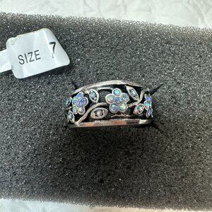 Lia Sophia Silver "Garden Party" Floral Ring Size 7 With Iridescent Stones